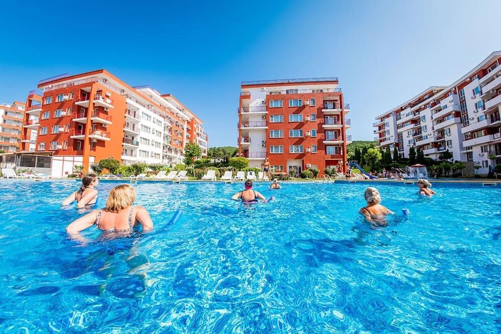 Roof Top Sea View Apartment 167,2Loznice,4-7 Osob Sveti Vlas Εξωτερικό φωτογραφία