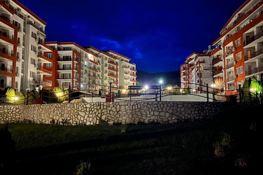 Roof Top Sea View Apartment 167,2Loznice,4-7 Osob Sveti Vlas Εξωτερικό φωτογραφία