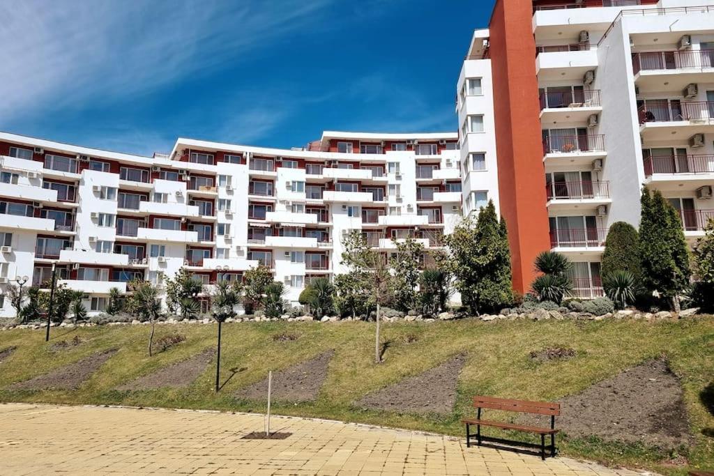 Roof Top Sea View Apartment 167,2Loznice,4-7 Osob Sveti Vlas Εξωτερικό φωτογραφία